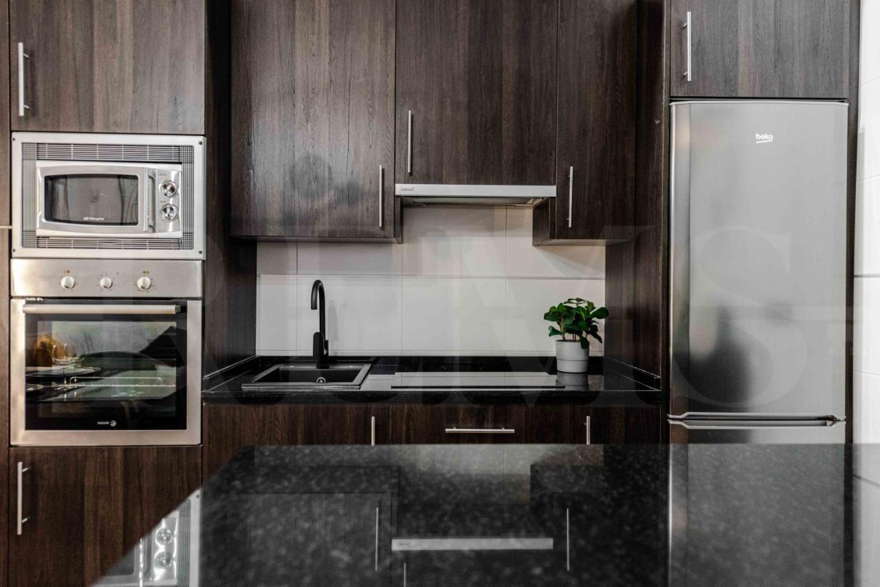 Apartament Deluxe Apartment With Common Swimming Pool - Center *